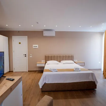 Hotel Lider 4*