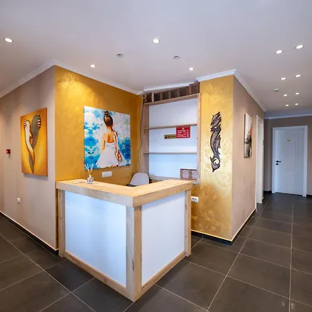 Lider Hotel