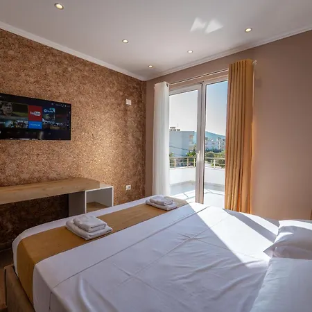 Lider Hotel 4*