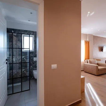 Lider Szálloda Ksamil