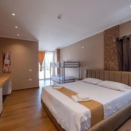 Hotel Lider 4*