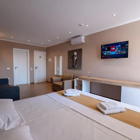 Hotel Lider 4*